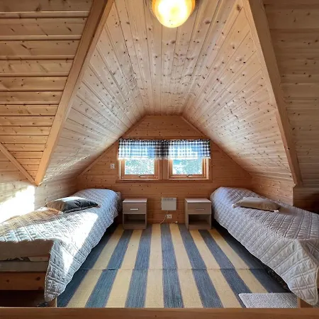 Cozy Mountain In Senja