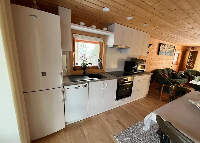 Cozy Mountain In *
