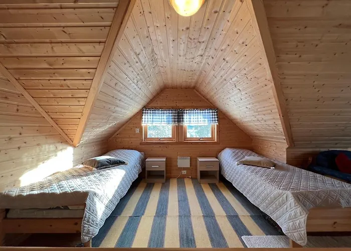 Cozy Mountain In Senja